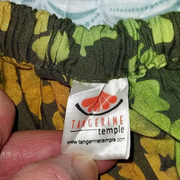 Tangerine Temple sarong - Picture 5 of 7